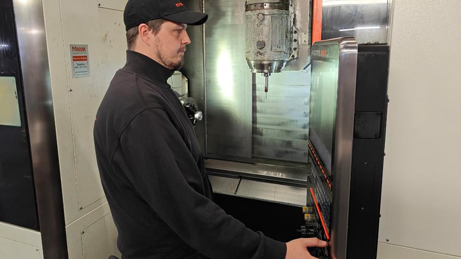 image000003_1920x1080